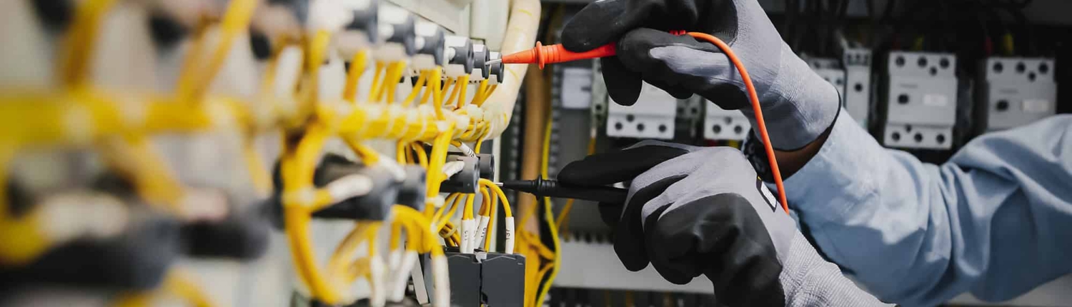 Electrical-Engineer-Installing-Wiring_